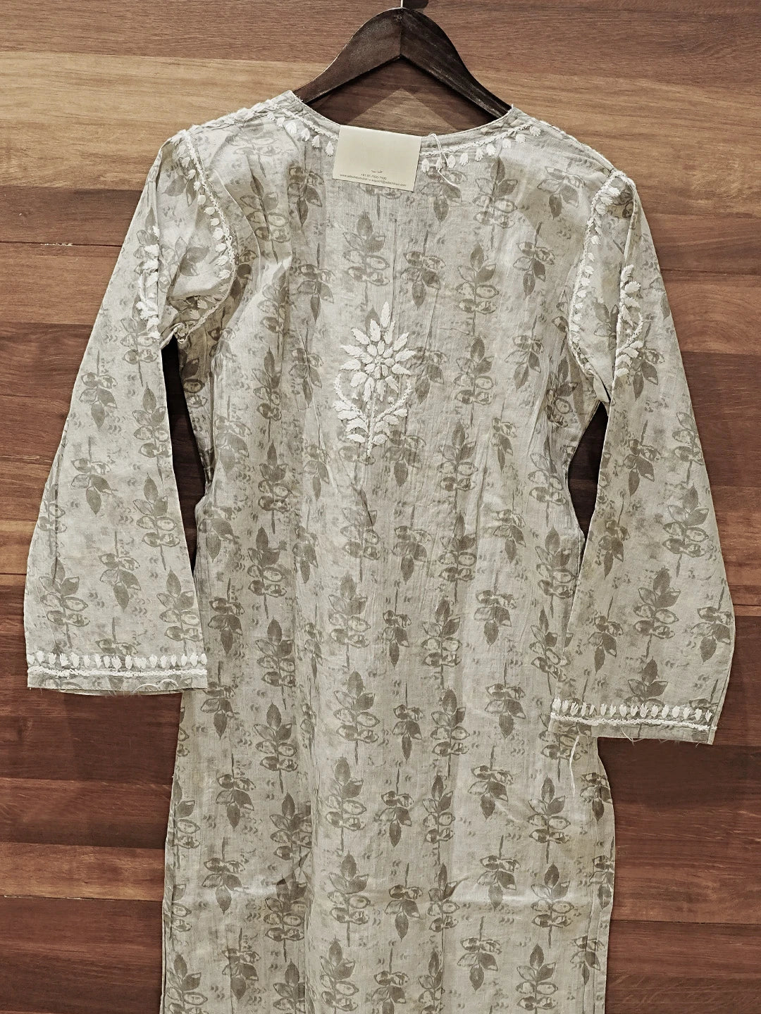 Ada Hand Embroidered Grey Cotton Lucknowi Chikankari Straight Kurta A411581