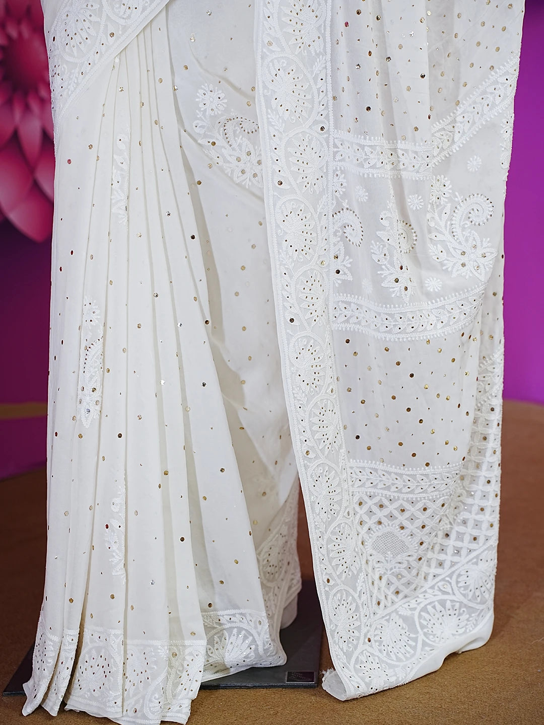 Ada Hand Embroidered Off White Pure Georgette Lucknowi Chikankari Saree/Blouse with Muqaish Work 01A449577