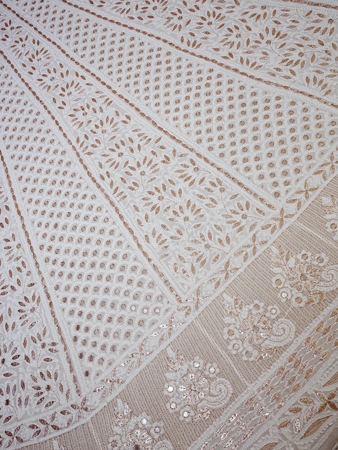 Ada Hand Embroidered White Pure Georgette Lucknowi Chikankari Lehenga Set With Zari Work 01A403555