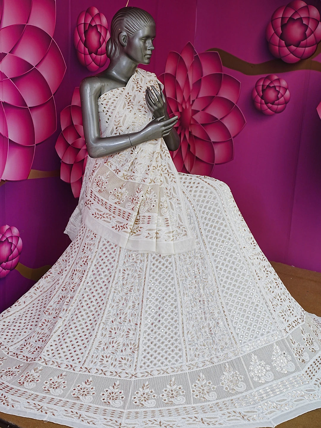 Ada Hand Embroidered White Pure Georgette Lucknowi Chikankari Lehenga Set With Zari Work 01A403555