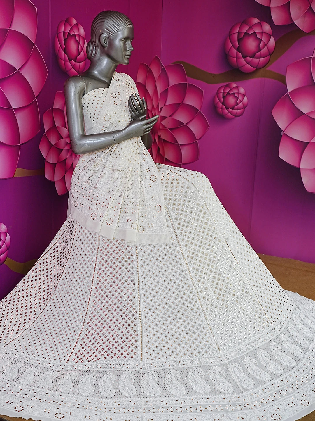 Ada Hand Embroidered White Pure Georgette Lucknowi Chikankari Lehenga Set With Muqaish Work 01A470220