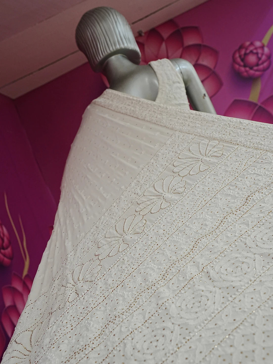 Ada Hand Embroidered White Pure Georgette Lucknowi Chikankari Saree/Blouse with Muqaish Work 01A345663