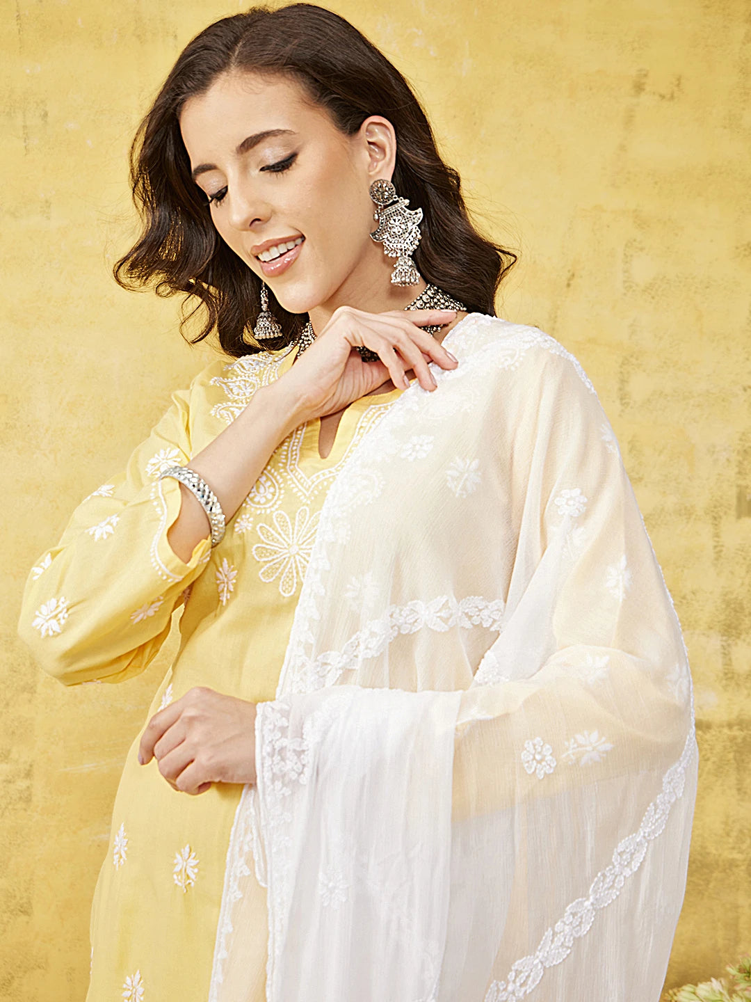 Ada Hand Embroidered White Chiffon Lucknowi Chikankari Dupatta A511216