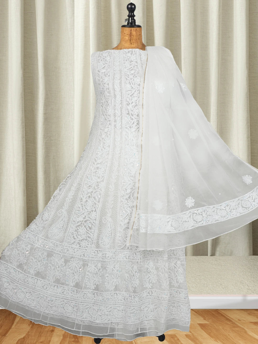 Ada Hand Embroidered Off White Organza Lucknowi Chikankari Semi-Stitched Anarkali Kurta Dupatta Set With Sequinned Work 01A561346