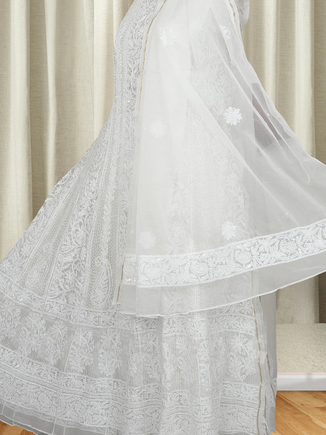 Ada Hand Embroidered Off White Organza Lucknowi Chikankari Semi-Stitched Anarkali Kurta Dupatta Set With Sequinned Work 01A561346