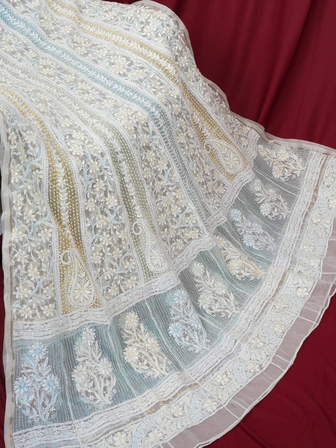 Ada Hand Embroidered Off White Organza Lucknowi Chikankari Semi-Stitched Anarkali Kurta Dupatta Set With Cutdana Work 01A561345