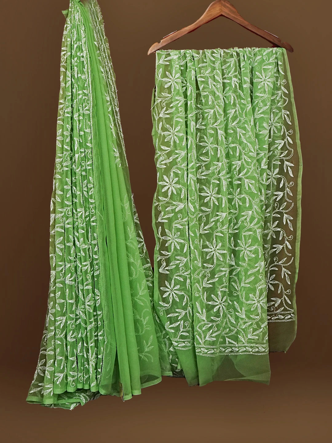 Ada Hand Embroidered Green Georgette Lucknowi Chikankari Saree With Blouse 01A565348