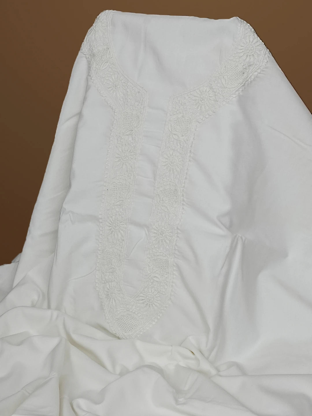 Ada Hand Embroidered White Cotton Lucknowi Chikankari Unstitched Men's Kurta 01A364368