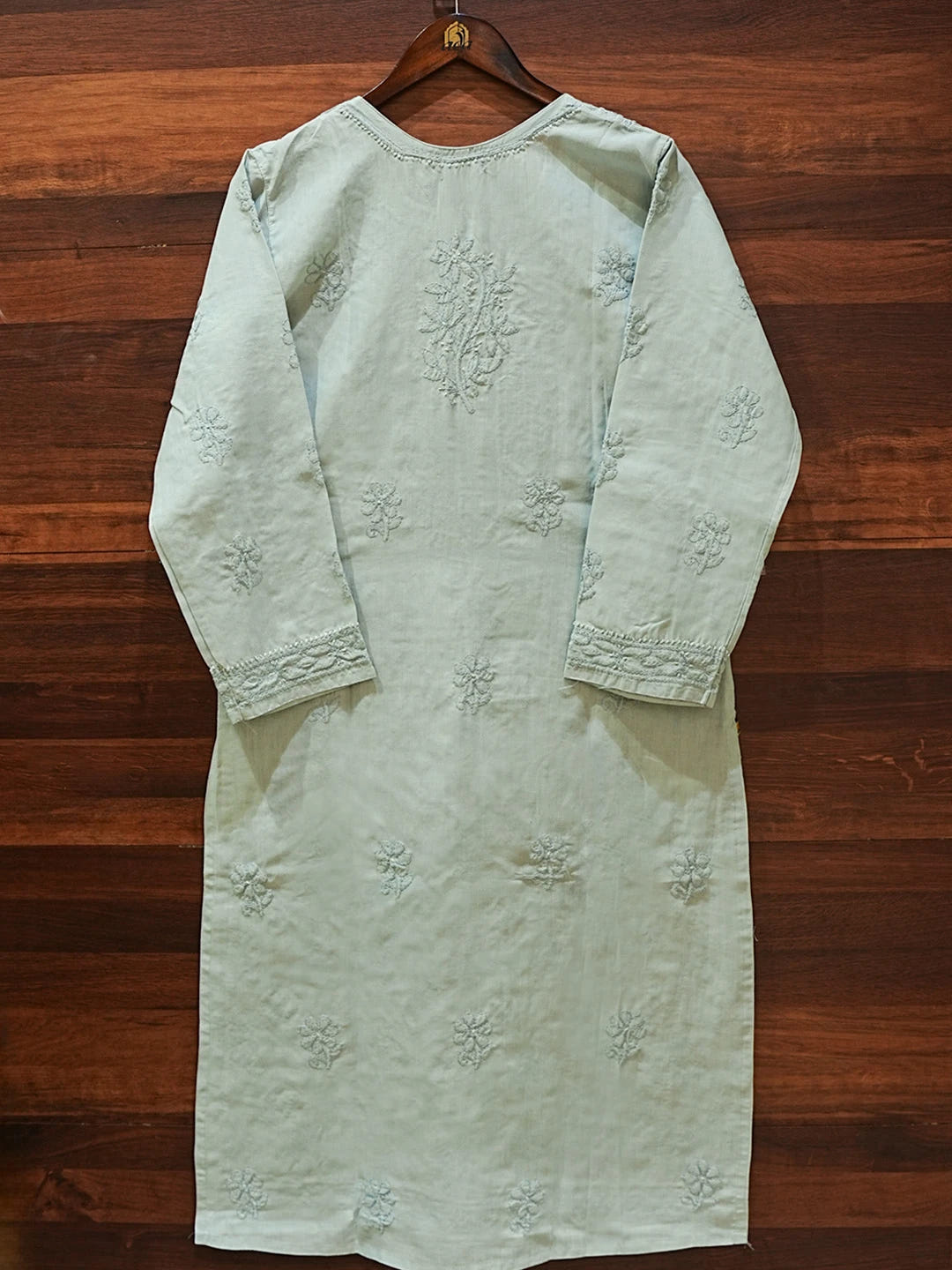 Ada Hand Embroidered Grey Cotton Lucknowi Chikankari Straight Kurta A411623