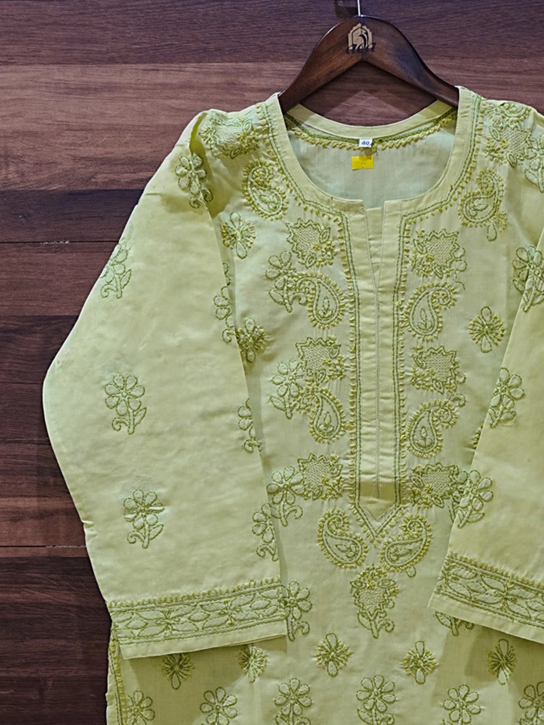 Ada Hand Embroidered Green Cotton Lucknowi Chikankari Straight Kurta A411625