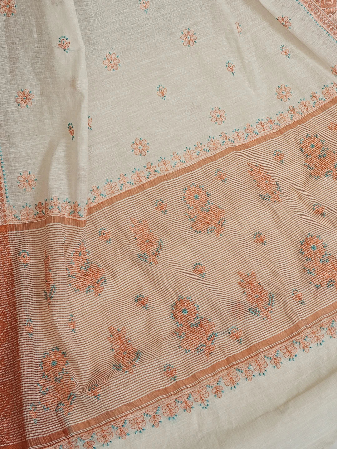 Ada Hand Embroidered White Chanderi Lucknowi Chikankari Saree With Blouse 01A572062