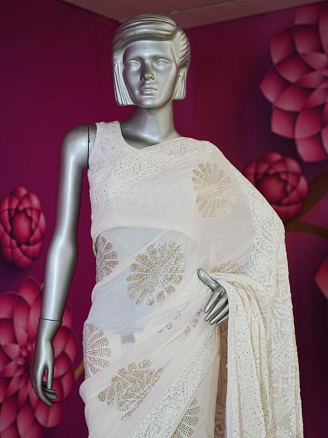 Ada Hand Embroidered Off White Pure Georgette Lucknowi Chikankari Saree/Blouse With Muqaish Work 01A523880