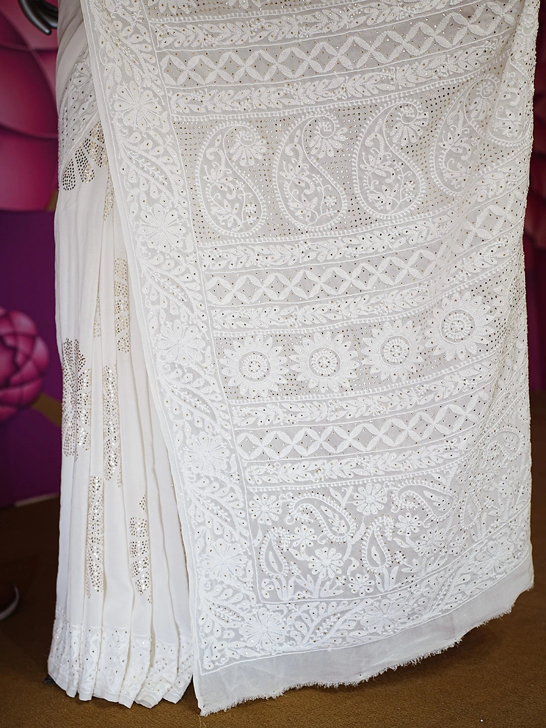 Ada Hand Embroidered Off White Pure Georgette Lucknowi Chikankari Saree/Blouse With Muqaish Work 01A523880