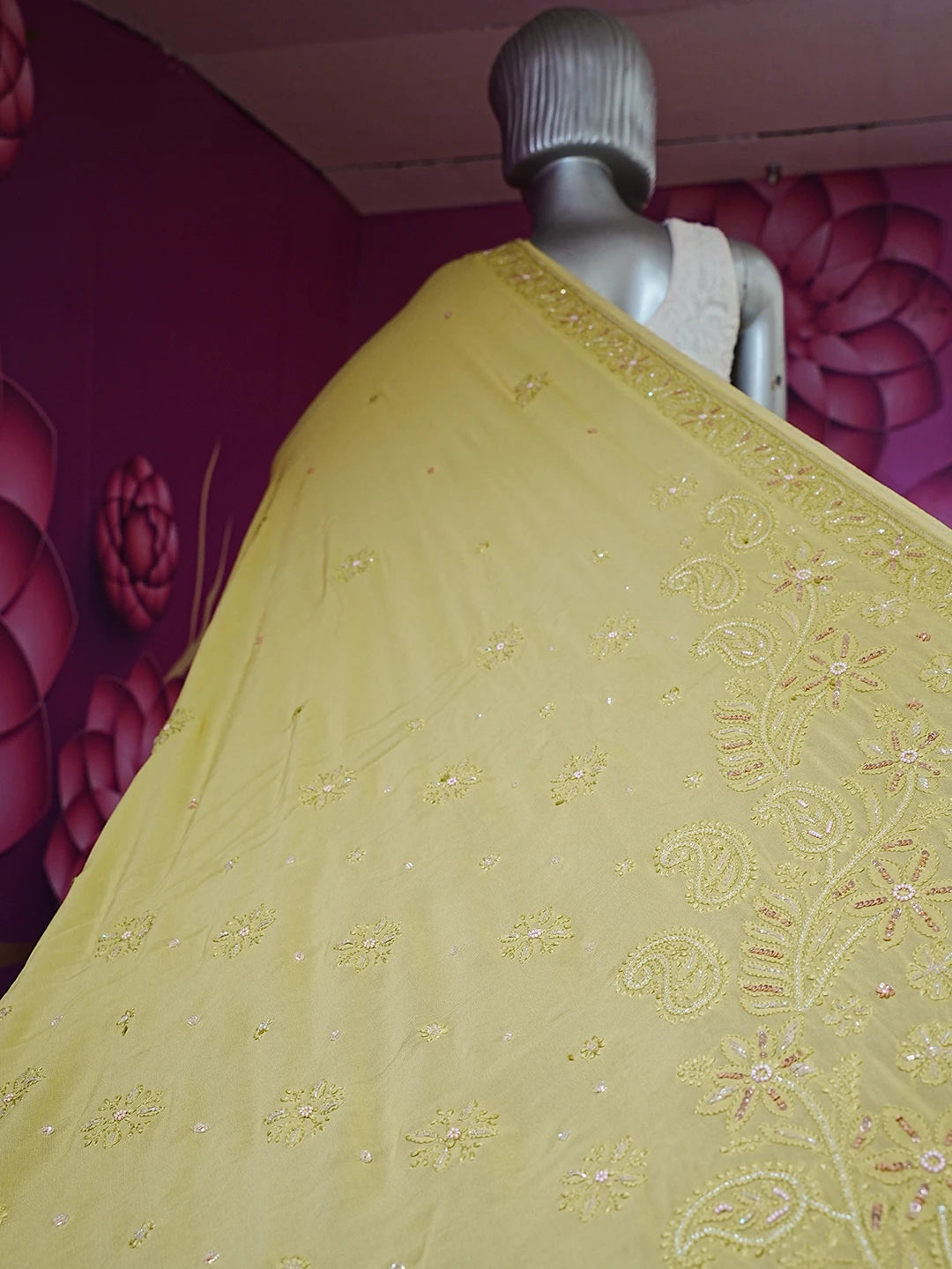 Ada Hand Embroidered Mehndi Green Viscose Georgette Lucknowi Chikankari Saree With Blouse And Sequinned Work 01A454380