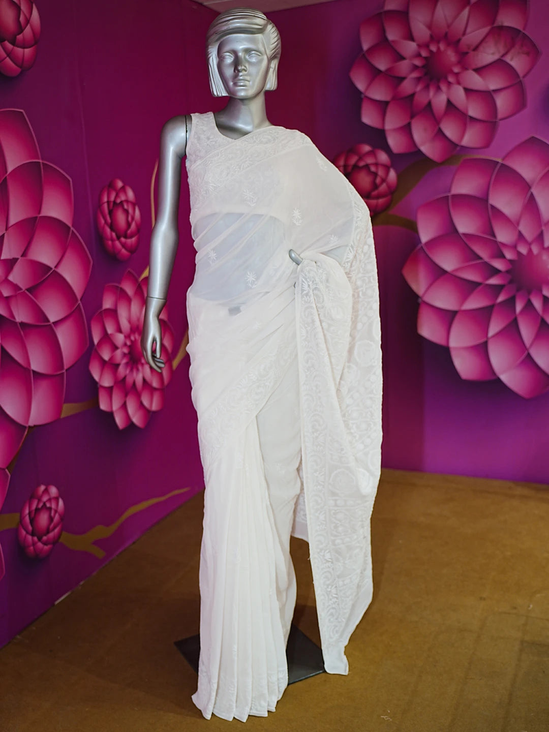 Ada Hand Embroidered Off White Pure Georgette Lucknowi Chikankari Saree With Blouse 01A501609