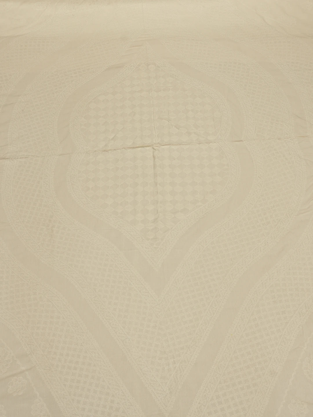 Ada Hand Embroidered Light Peach Cotton Lucknowi Chikankari Bed Sheet With Pillow Cover Set 01A565404
