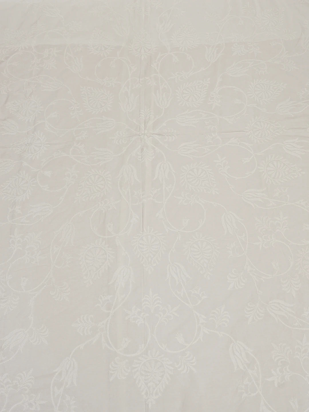 Ada Hand Embroidered White Cotton Lucknowi Chikankari Bed Sheet With Pillow Cover Set 01A565406