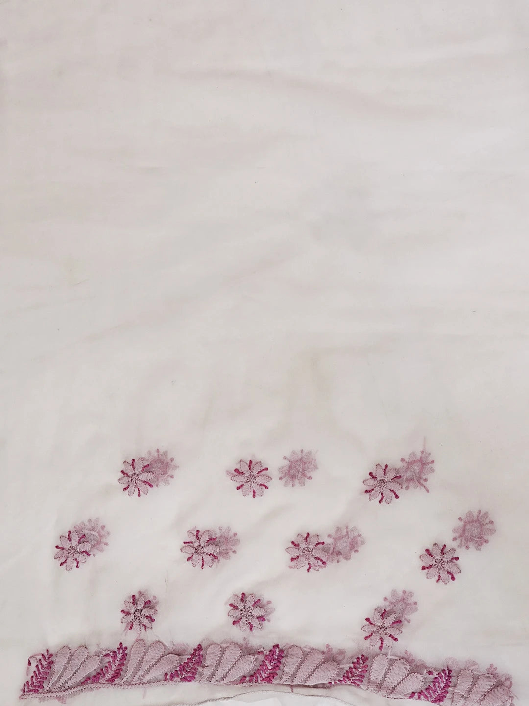 Ada Hand Embroidered Light Mauve Georgette Lucknowi Chikankari Saree With Blouse 01A573532