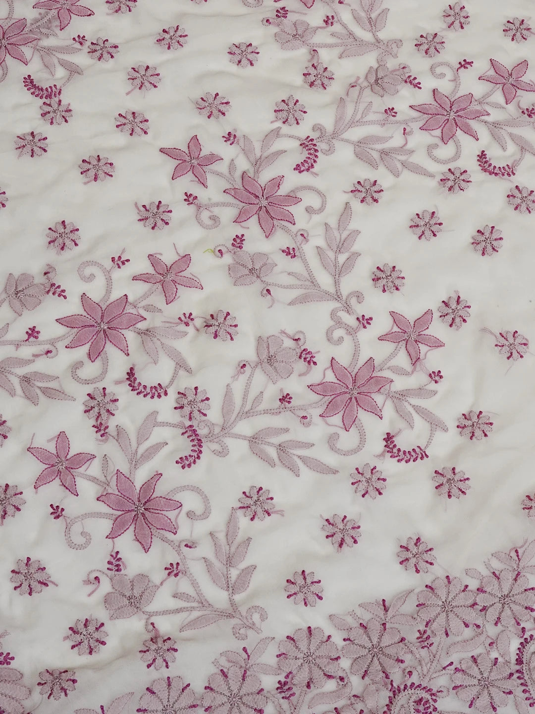 Ada Hand Embroidered Light Mauve Georgette Lucknowi Chikankari Saree With Blouse 01A573532