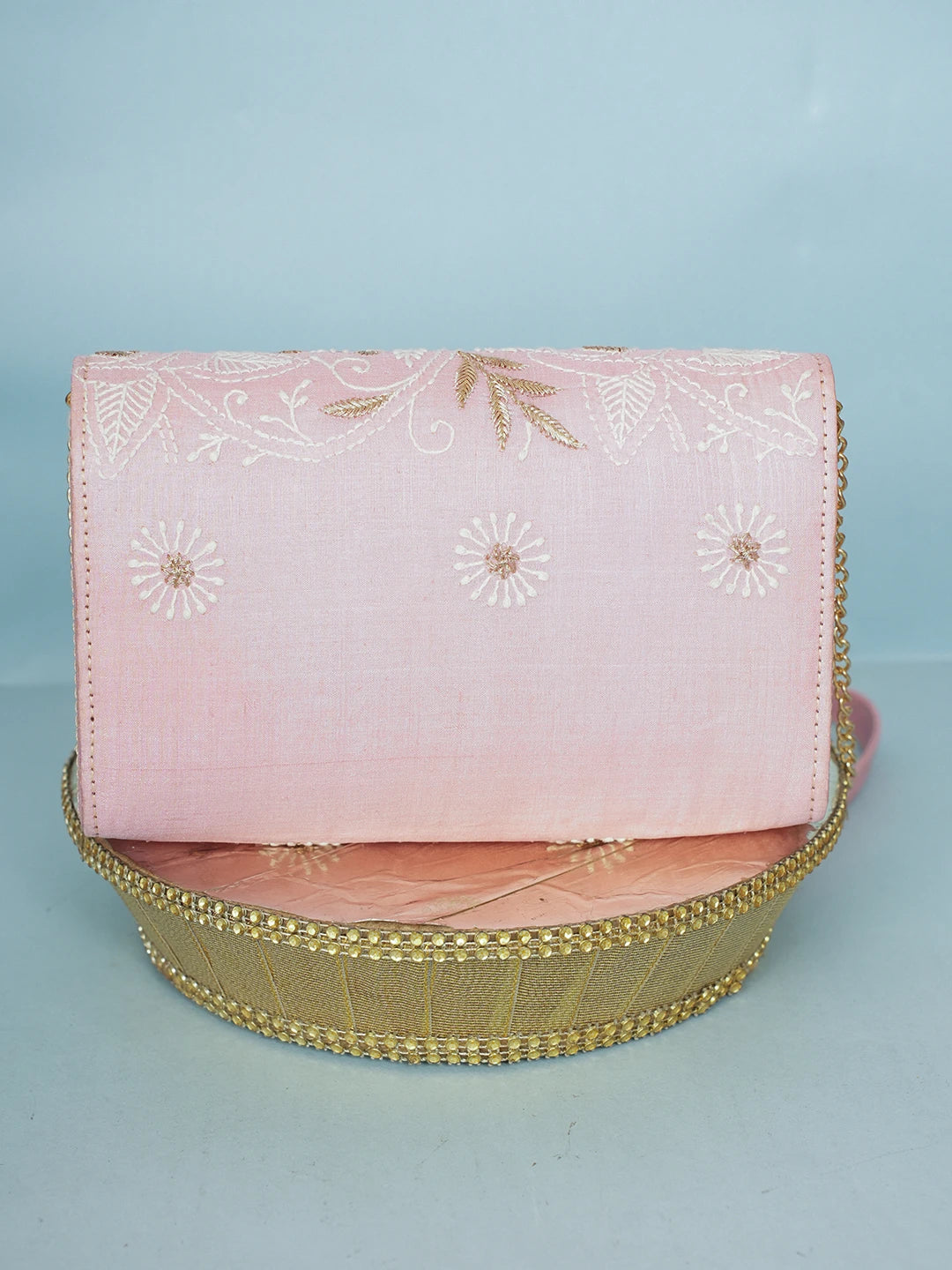 Ada Hand Embroidered Dusty Pink Silk Lucknowi Chikankari Clutch With Zari Work 01A578251