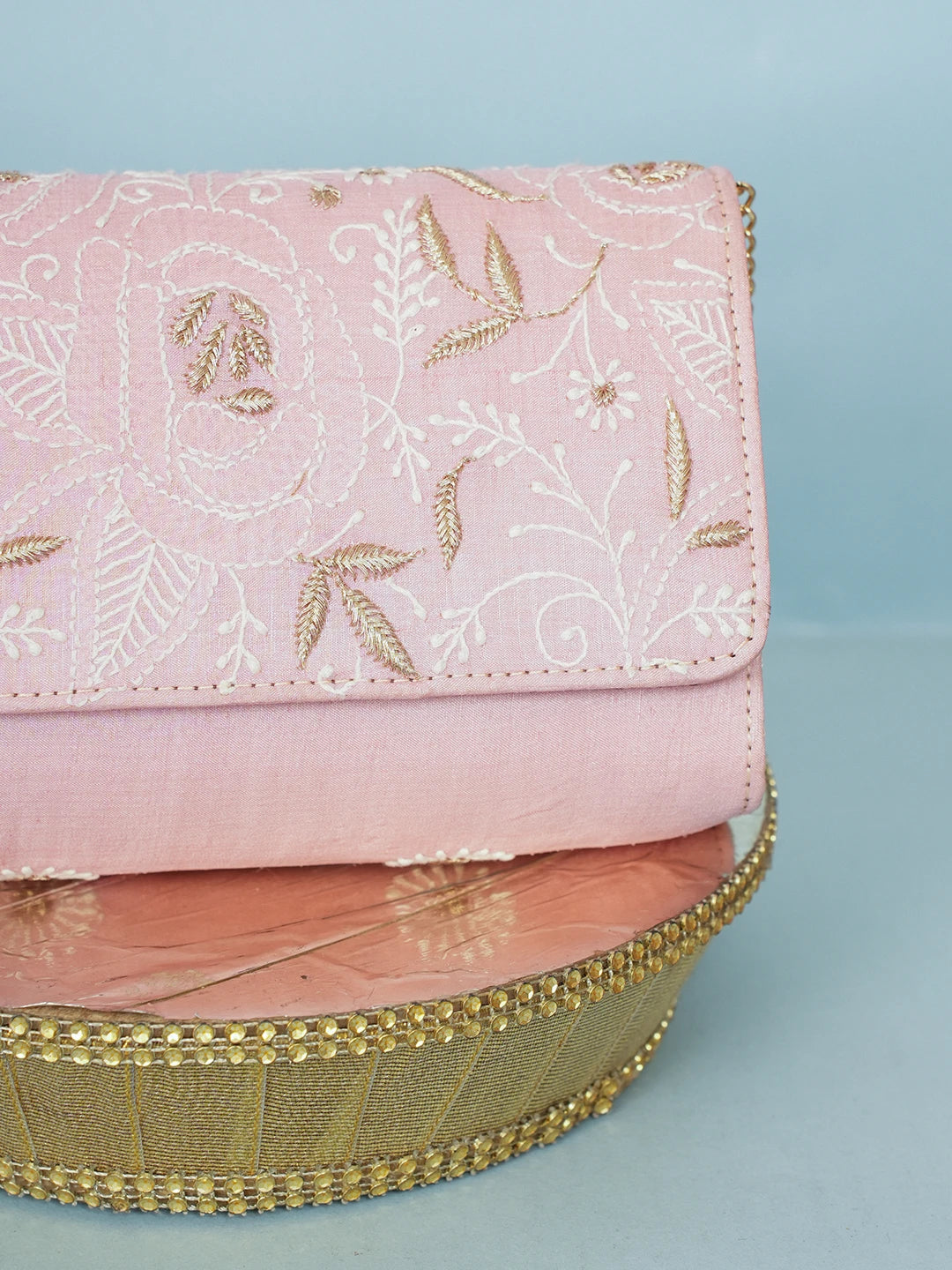 Ada Hand Embroidered Dusty Pink Silk Lucknowi Chikankari Clutch With Zari Work 01A578251