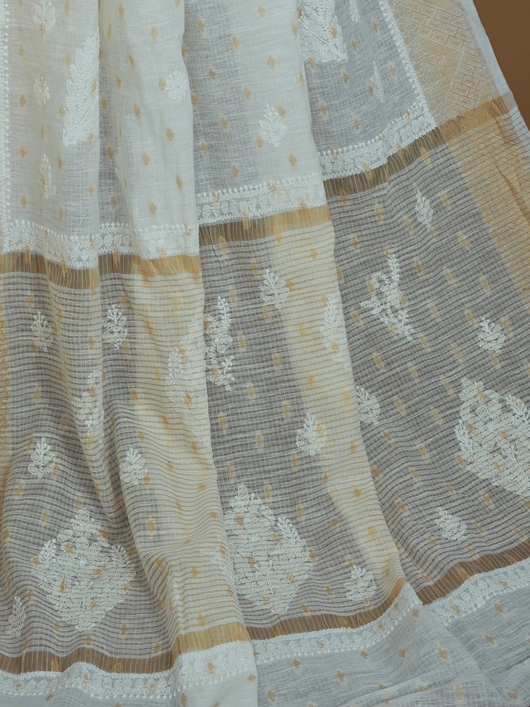 Ada Hand Embroidered White Chanderi Lucknowi Chikankari Saree With Blouse 01A572064