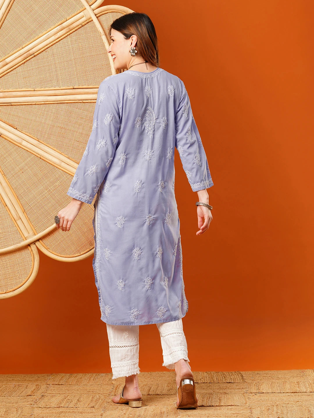 Ada Hand Embroidered Mauve Cotton Lucknow Chikankari Straight Kurta A411602