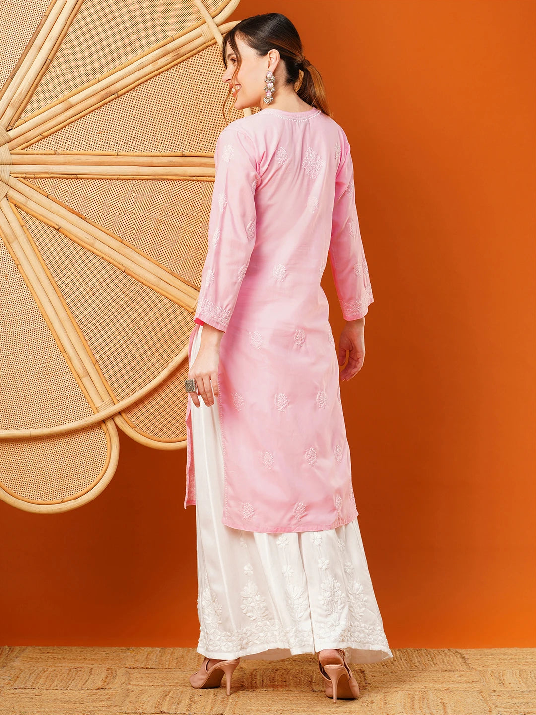 Ada Hand Embroidered Pink cotton Lucknowi Chikankari Straight Kurta A411596