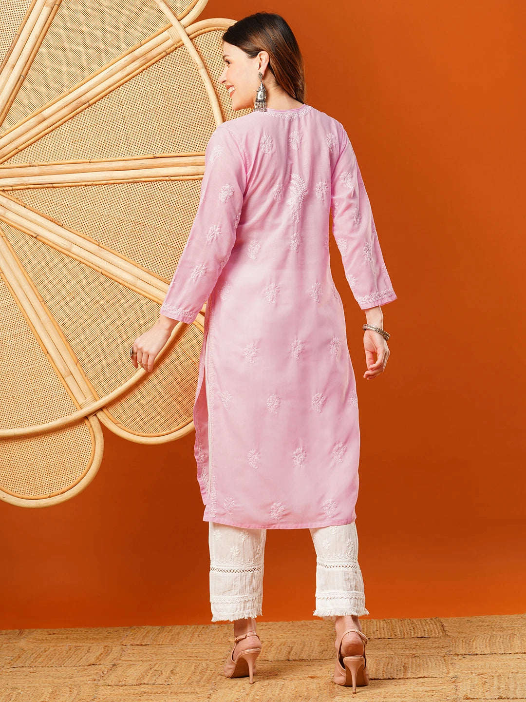 Ada Hand Embroidered Pink Cotton Lucknowi Chikankari Straight Kurta A411605