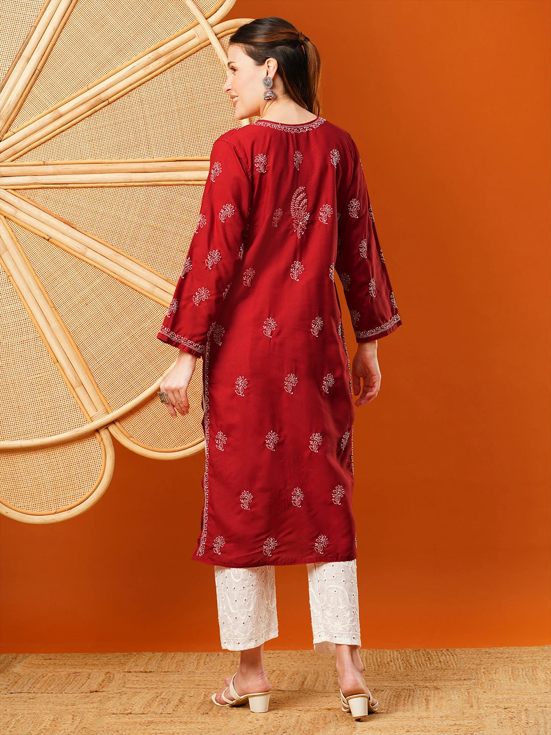 Ada Hand Embroidered Maroon Cotton Lucknowi Chikankari Straight Kurta A411608