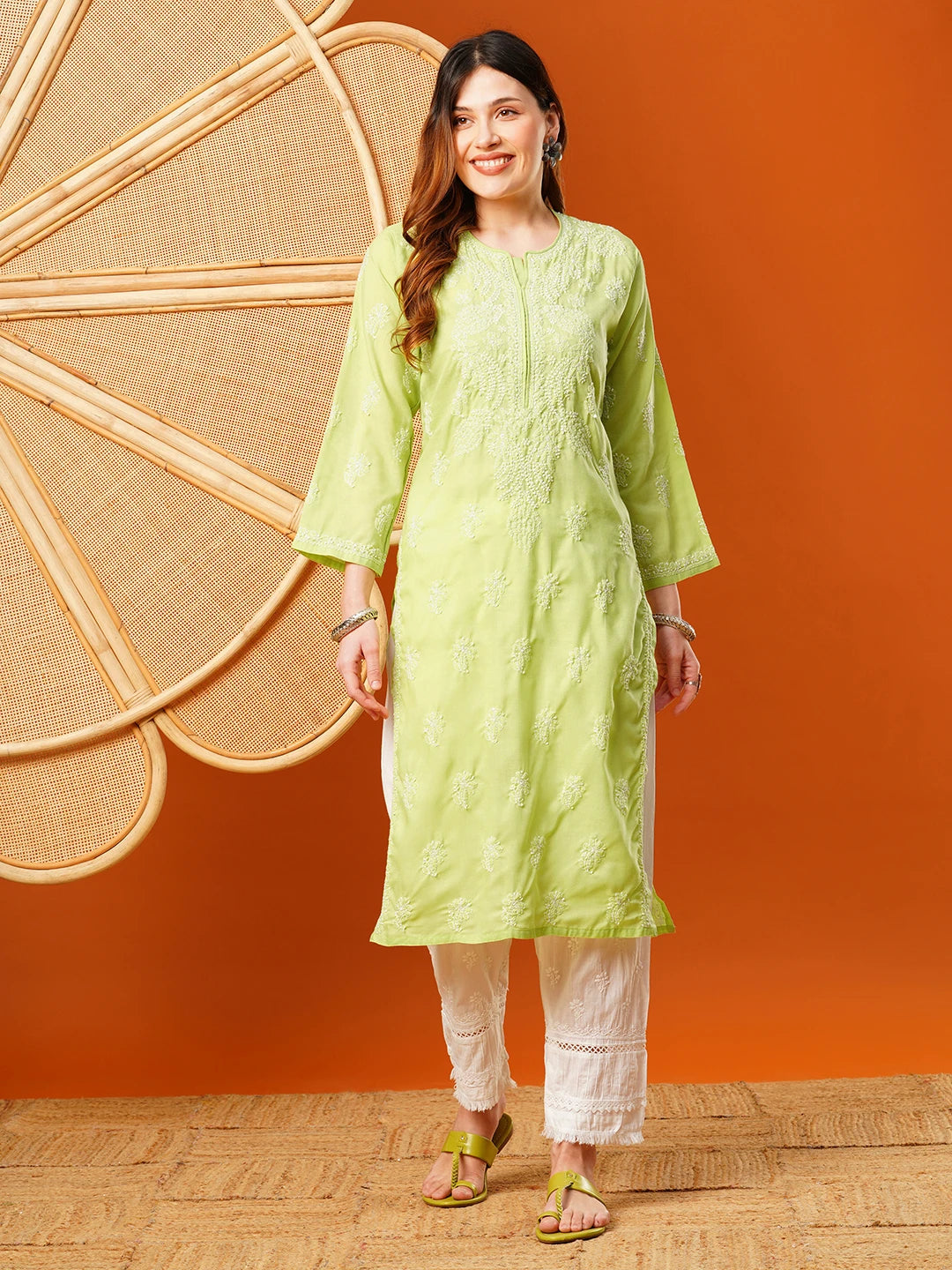 Ada Hand Embroidered Kelly Green Cotton Lucknowi Chikankari Straight Kurta A411603