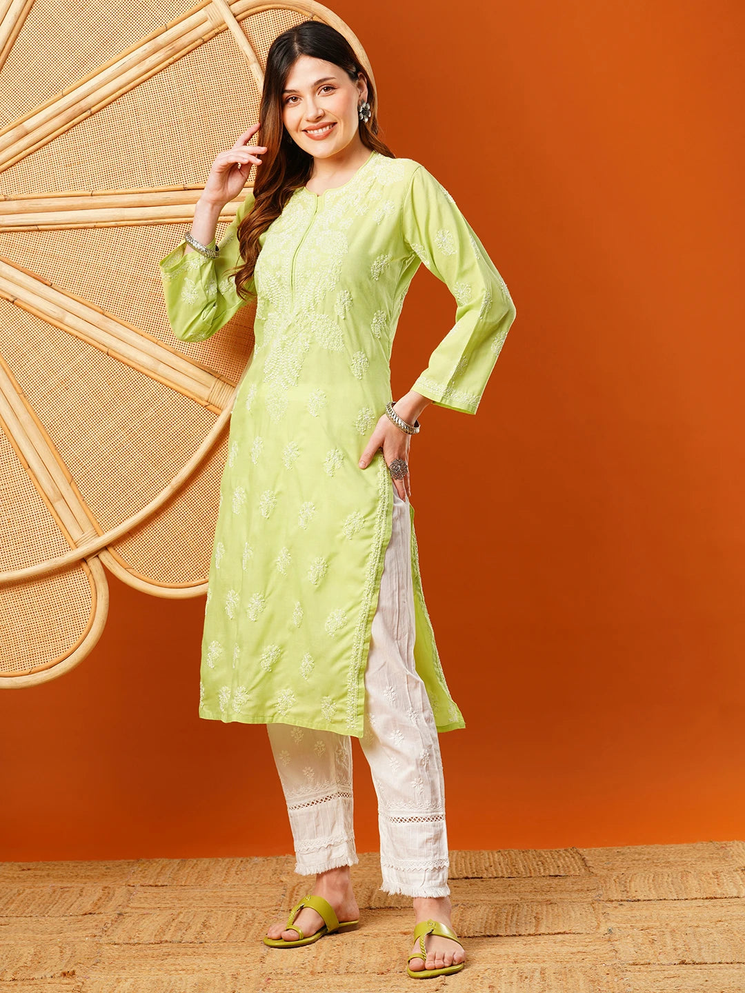 Ada Hand Embroidered Kelly Green Cotton Lucknowi Chikankari Straight Kurta A411603