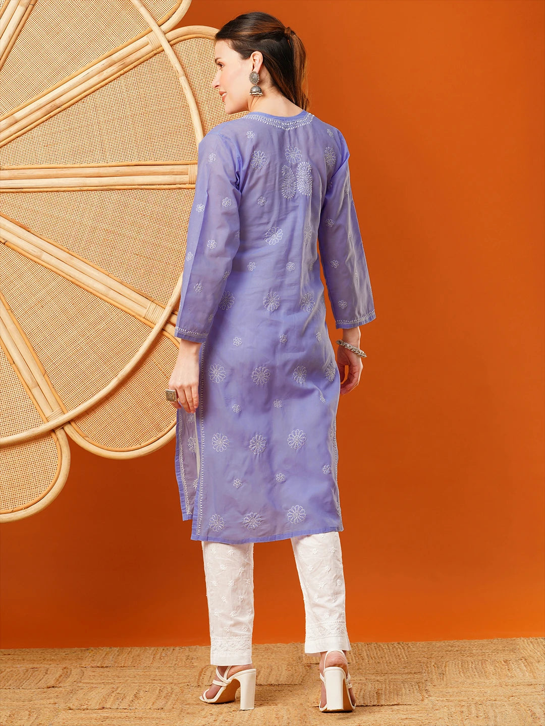 Ada Hand Embroidered Mauve Cotton Lucknowi Chikankari Straight Kurta A411610