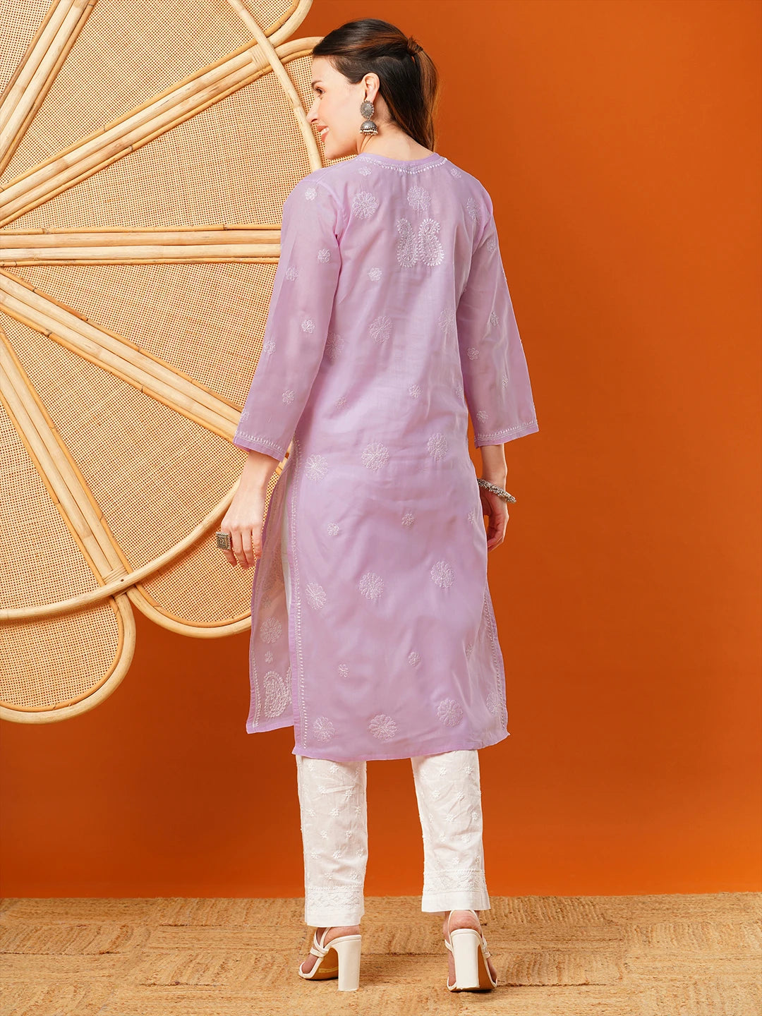 Ada Hand Embroidered Lavender Cotton Lucknowi Chikankari Straight Kurta A411615