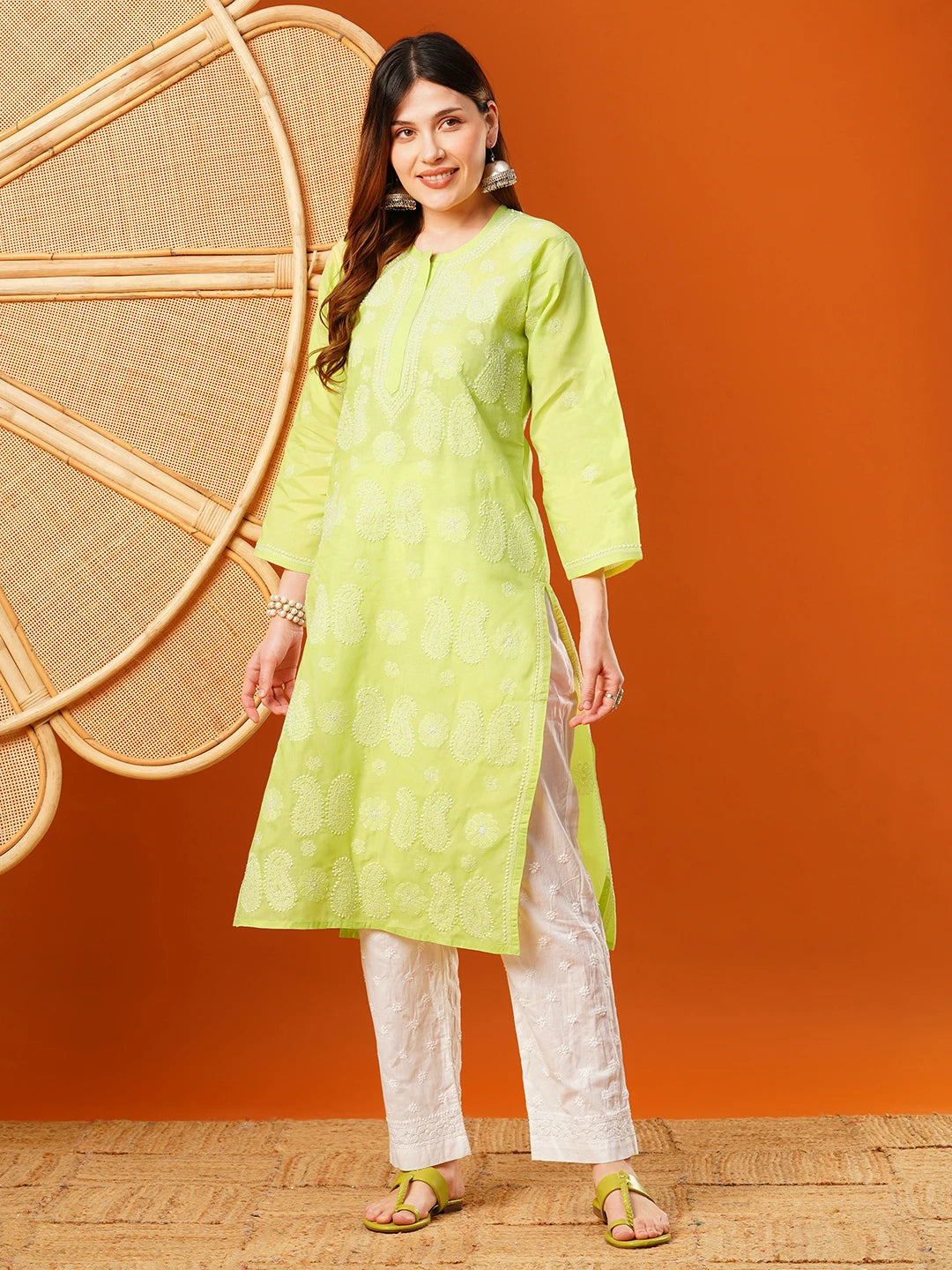 Ada Hand Embroidered Green Cotton Lucknowi Chikankari Straight Kurta A411614
