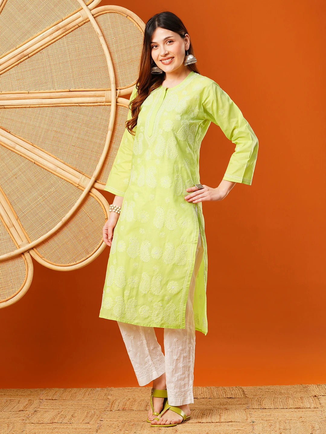 Ada Hand Embroidered Green Cotton Lucknowi Chikankari Straight Kurta A411614