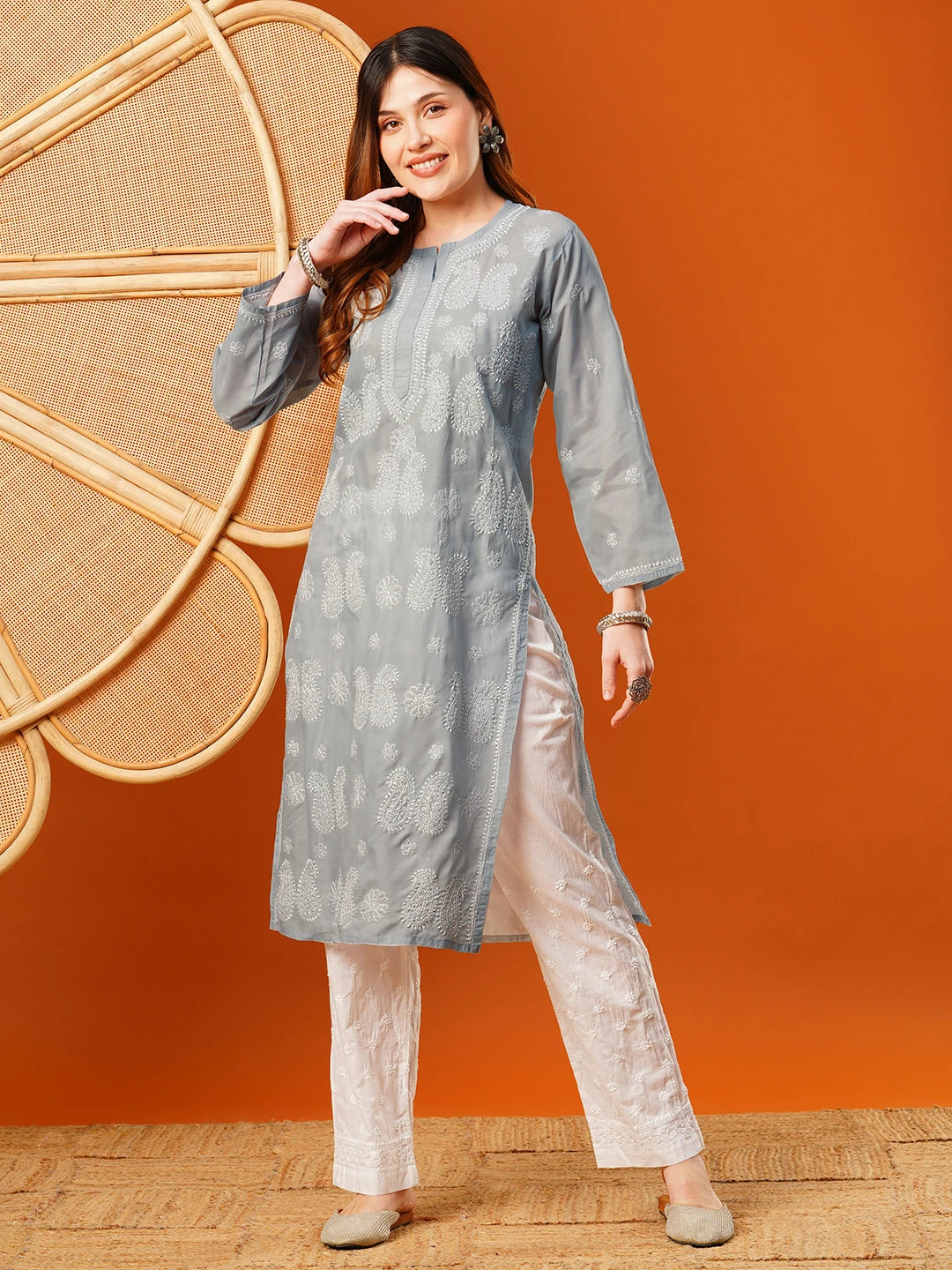 Ada Hand Embroidered Grey Cotton Lucknowi Chikankari Straight Kurta A411613