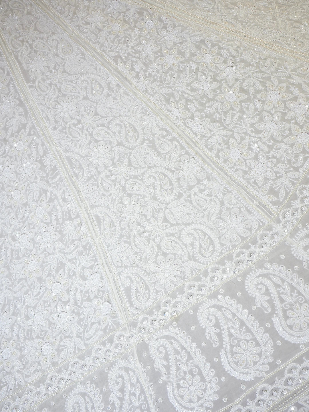 Ada Hand Embroidered Off White Pure Georgette Lucknowi Chikankari Lehenga Set With Pearl Work 01A549587