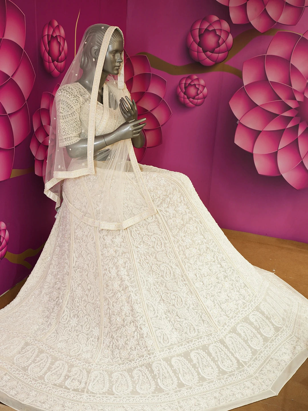 Ada Hand Embroidered Off White Pure Georgette Lucknowi Chikankari Lehenga Set With Pearl Work 01A549587