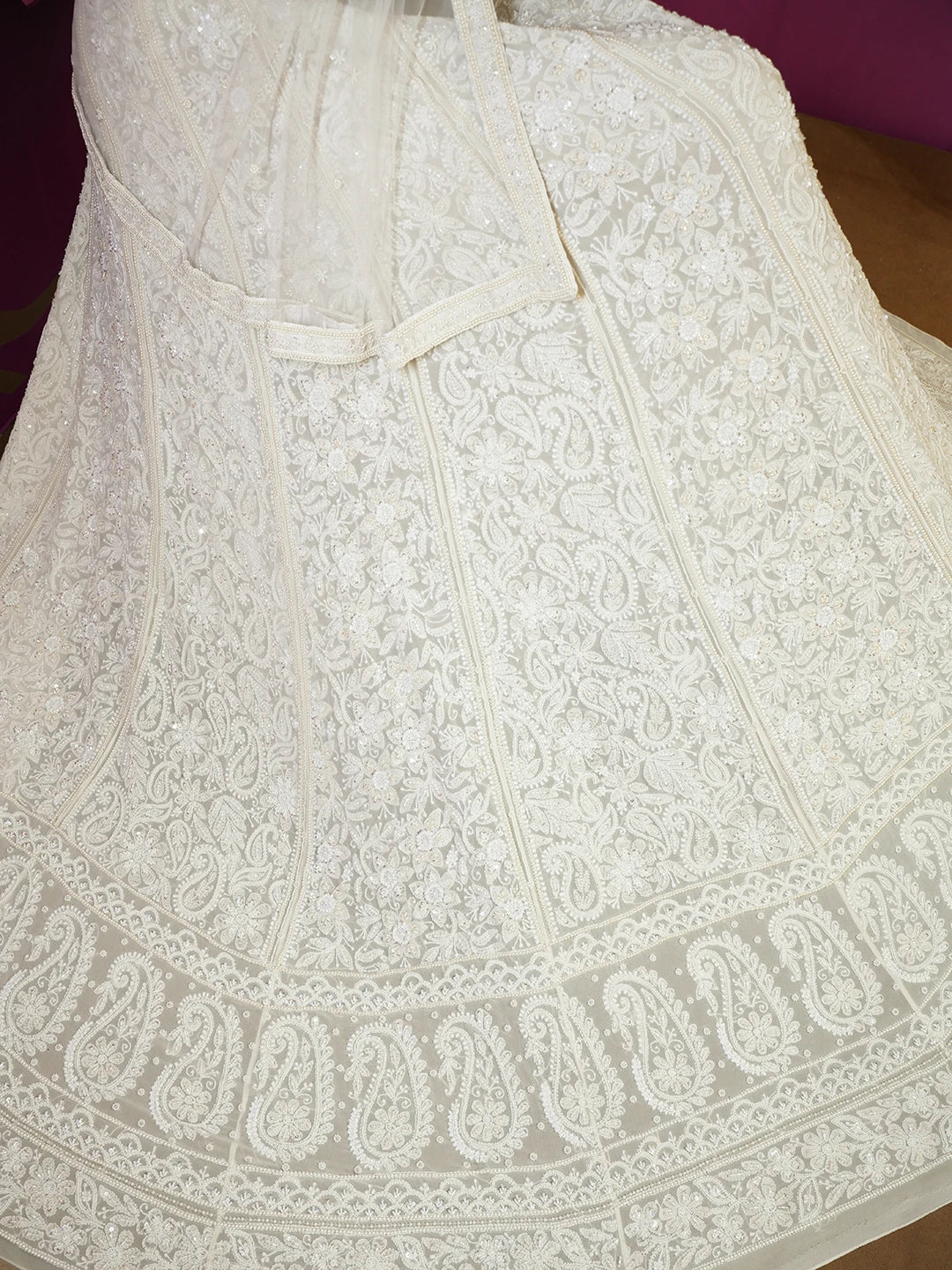 Ada Hand Embroidered Off White Pure Georgette Lucknowi Chikankari Lehenga Set With Pearl Work 01A549587