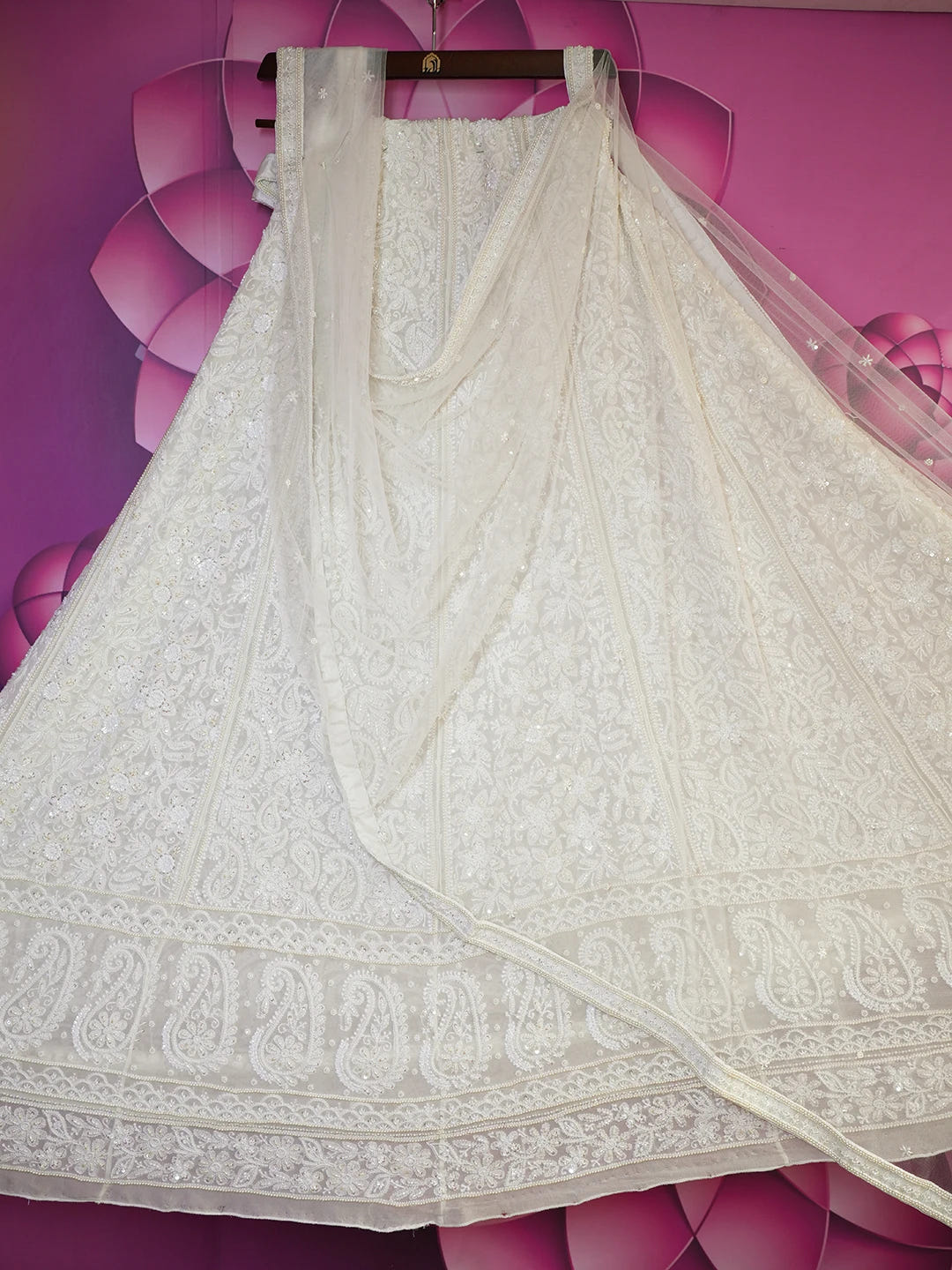 Ada Hand Embroidered Off White Pure Georgette Lucknowi Chikankari Lehenga Set With Pearl Work 01A549587