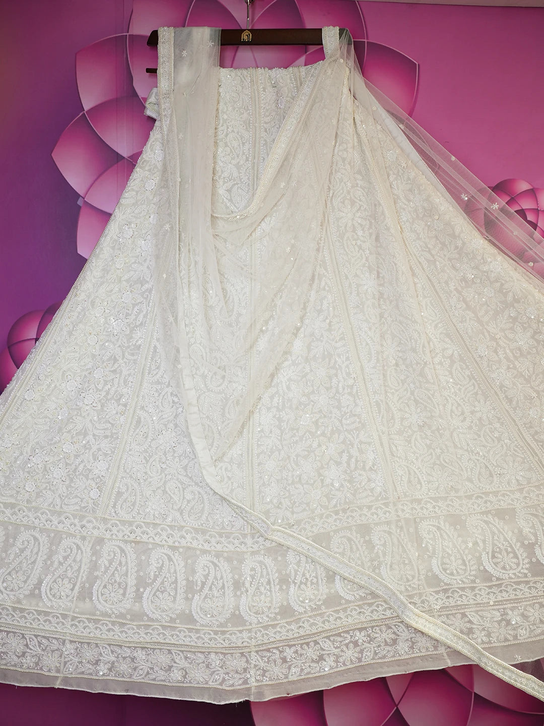 Ada Hand Embroidered Off White Pure Georgette Lucknowi Chikankari Lehenga Set With Pearl Work 01A549587