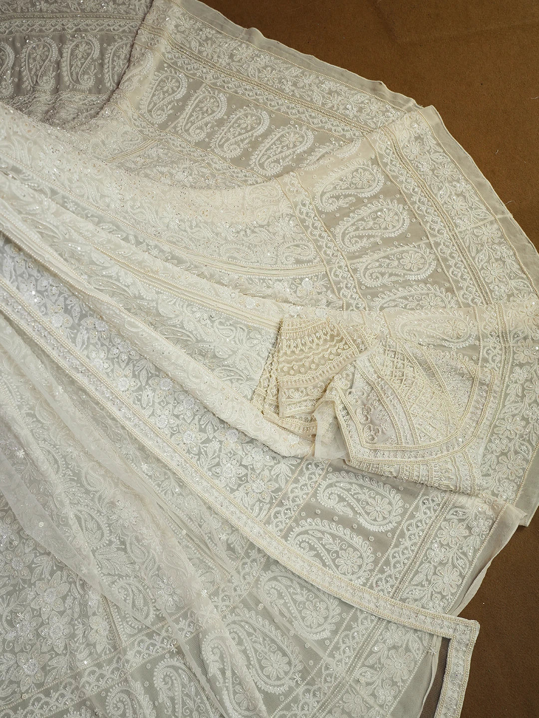 Ada Hand Embroidered Off White Pure Georgette Lucknowi Chikankari Lehenga Set With Pearl Work 01A549587