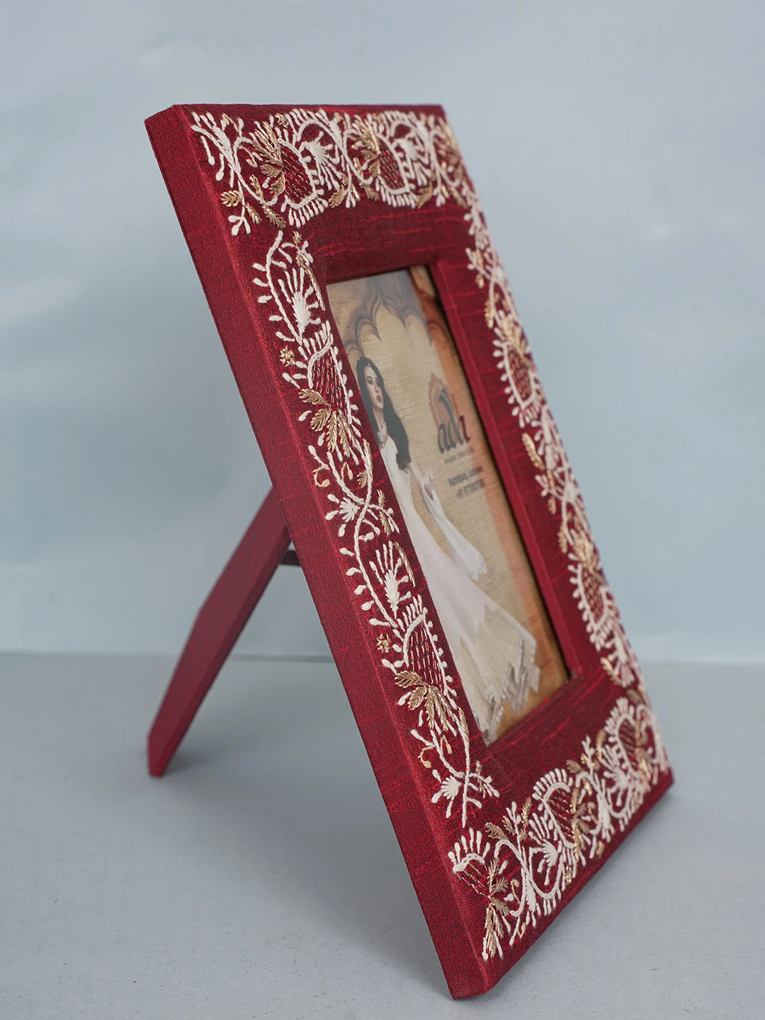 Ada Hand Embroidered Maroon Silk Lucknowi Chikankari Frame With Zari Work 01A591255