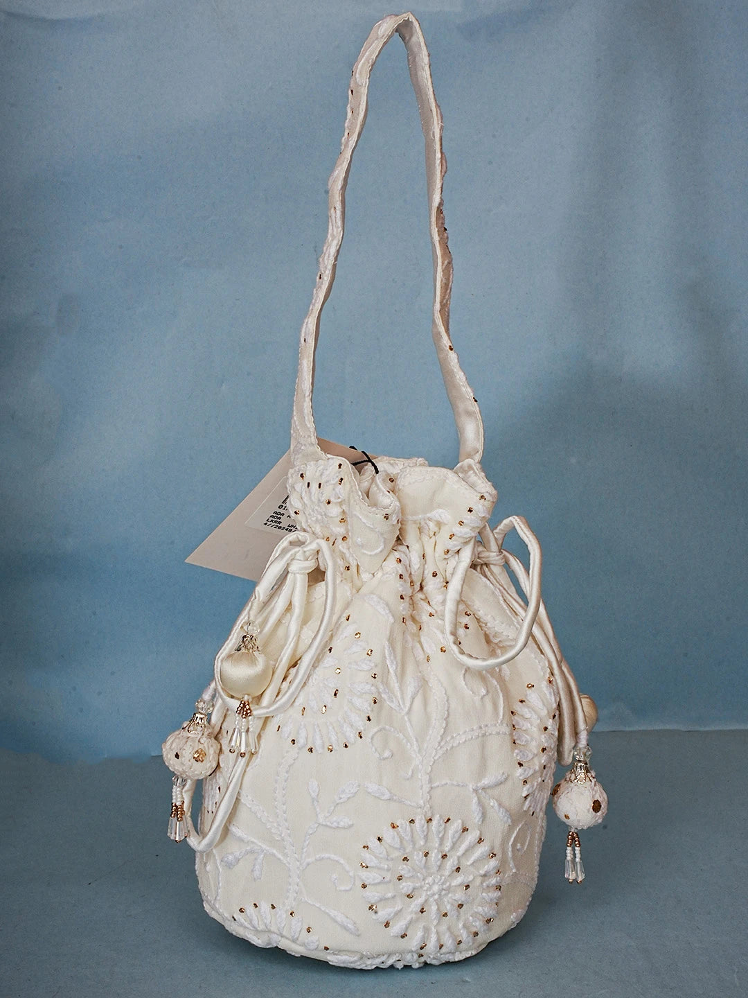 Ada Hand Embroidered White Pure Georgette Lucknowi Chikankari Potli Bag With Muqaish Work 01A580847