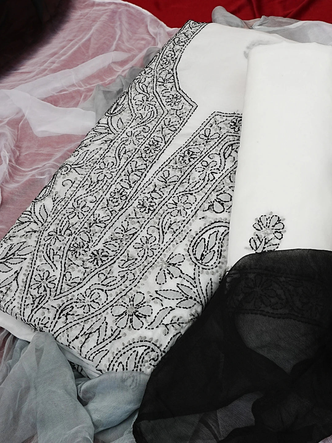 Ada Hand Embroidered White Cotton Lucknowi Chikankari Unstitched Suit Set 01A592721