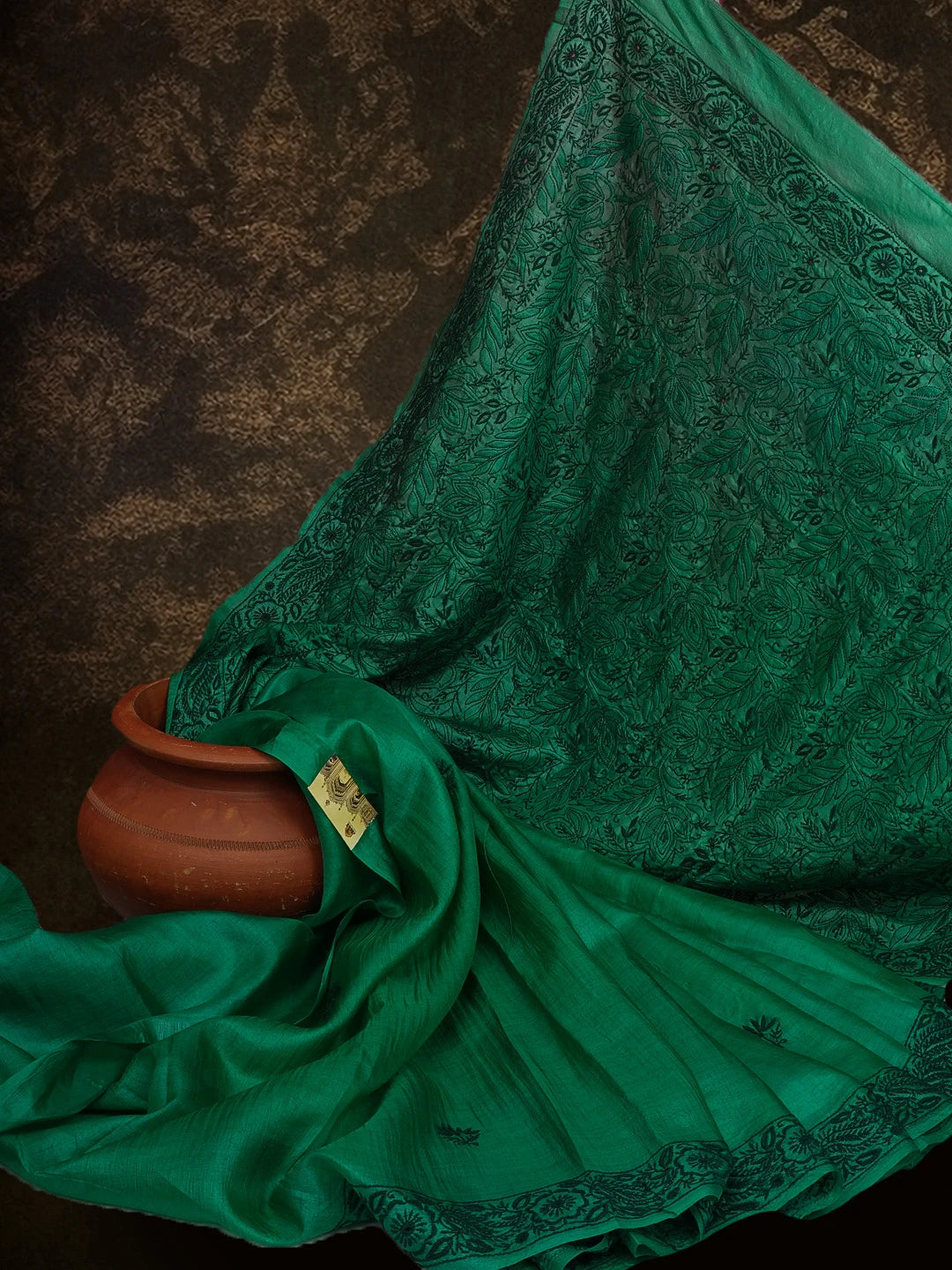 Ada Hand Embroidered Green Silk Lucknowi Chikankari Saree With Blouse 01A591613