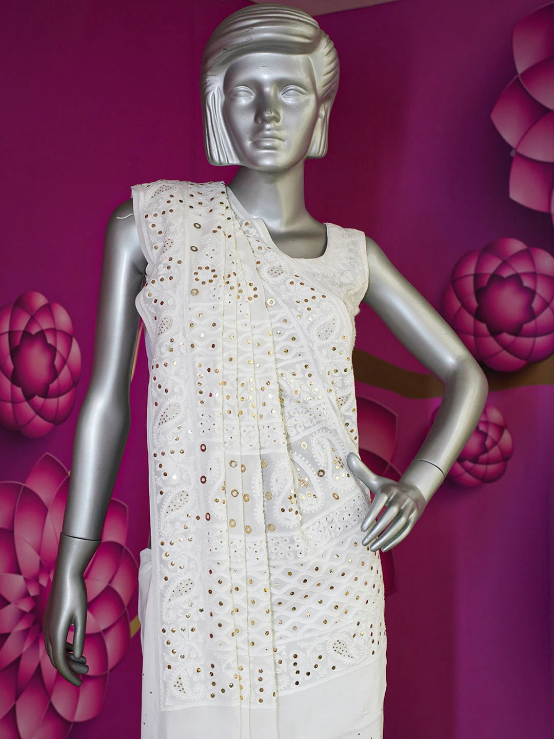 Ada Hand Embroidered Snow White Viscose Georgette Lucknowi Chikankari Saree With Blouse And Muqaish Work 01A554802
