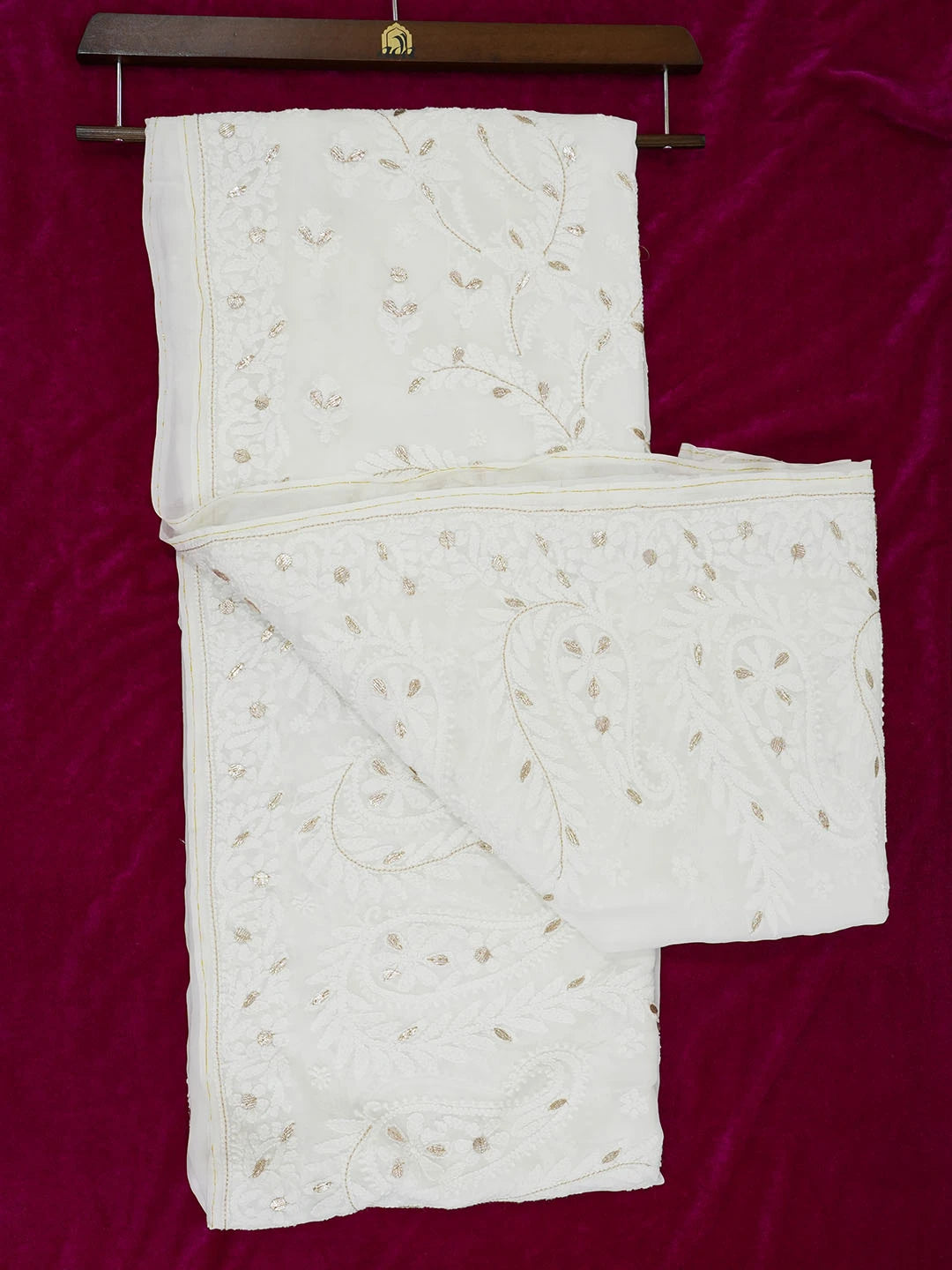 Ada Hand Embroidered White Viscose Georgette Lucknowi Chikankari Saree/Blouse With Gota Patti Work 01A585107