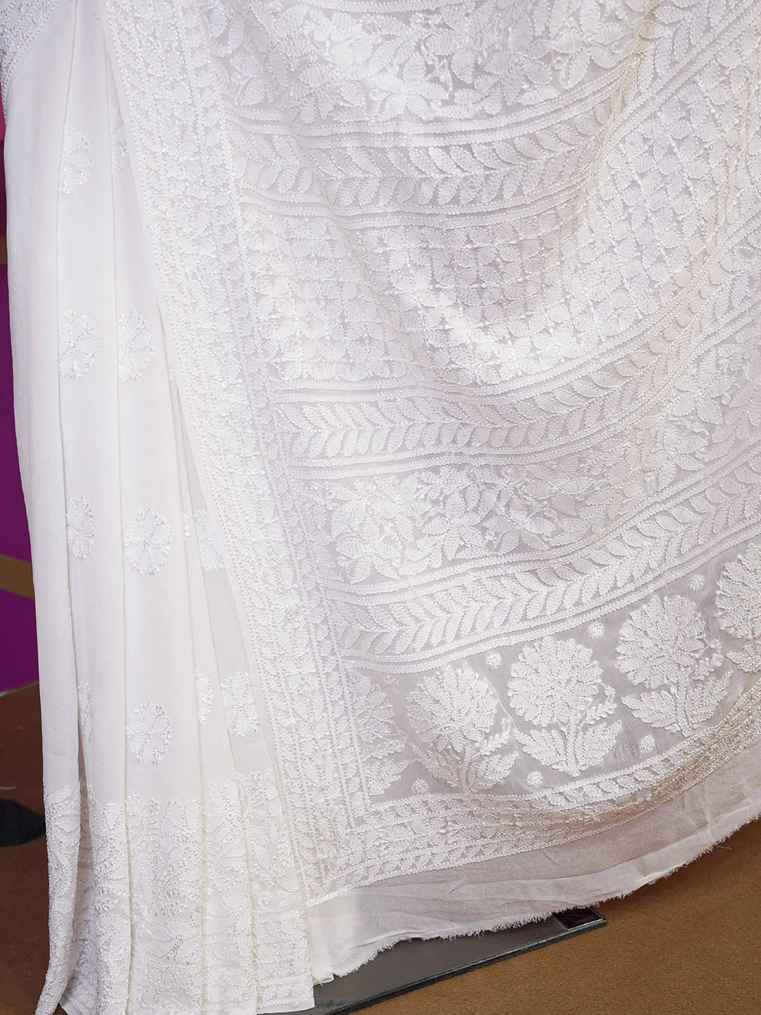 Ada Hand Embroidered White Pure Georgette Lucknowi Chikankari Saree With Blouse 01A551959